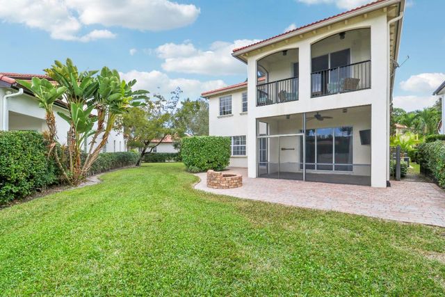 770 Bocce Court, Palm Beach Gardens, FL 33410