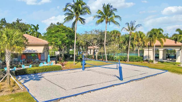770 Bocce Court, Palm Beach Gardens, FL 33410