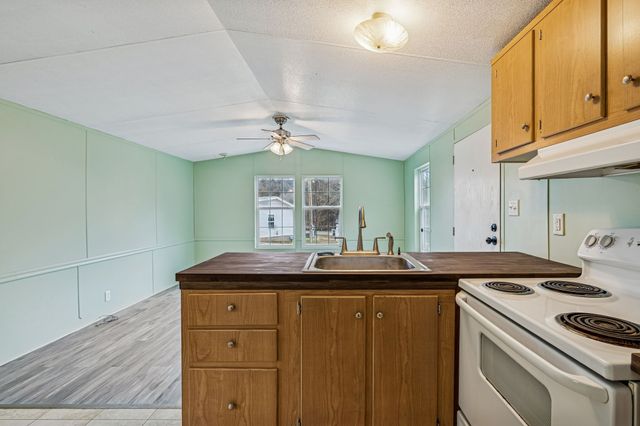 20 Willow Brook Ln, Carthage, TN 37030