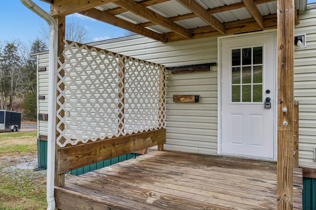 20 Willow Brook Ln, Carthage, TN 37030