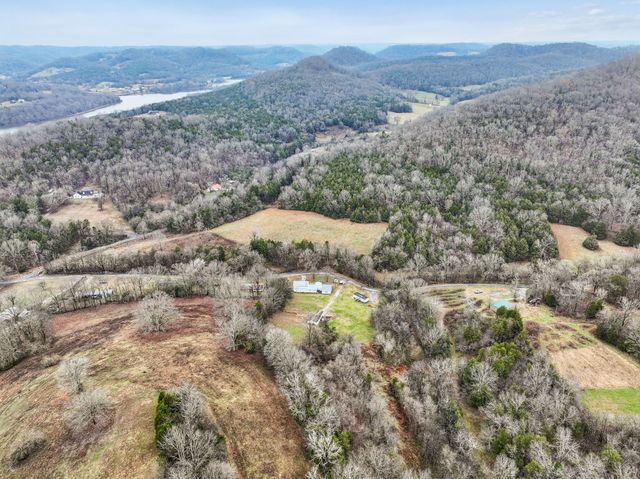 20 Willow Brook Ln, Carthage, TN 37030