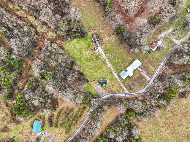 20 Willow Brook Ln, Carthage, TN 37030