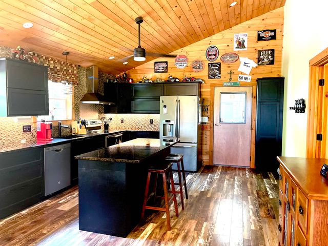 5 South Cove Road, Wakefield, NH 03872
