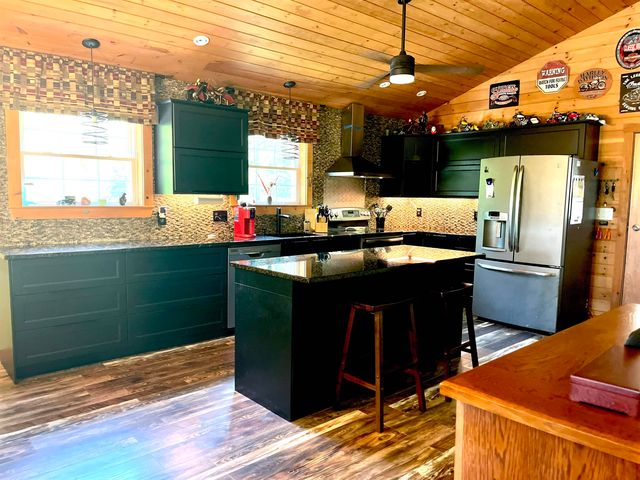 5 South Cove Road, Wakefield, NH 03872