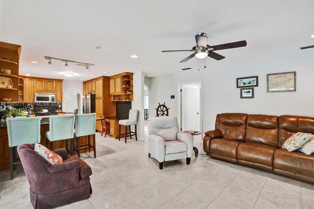 13110 SW 104th Ave, Miami, FL 33176