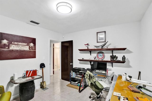 13110 SW 104th Ave, Miami, FL 33176