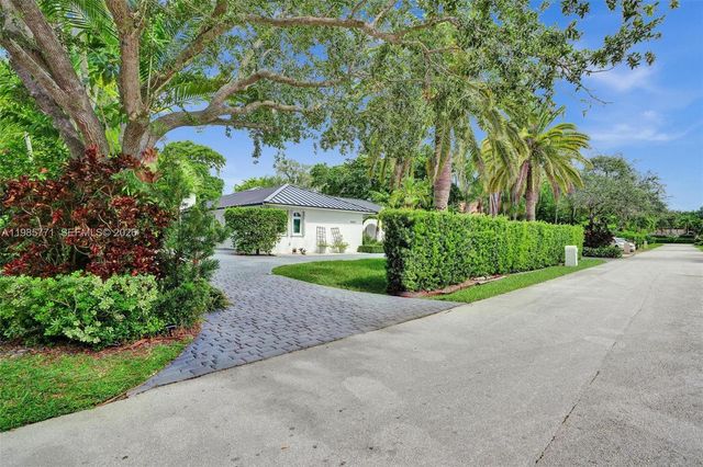 13110 SW 104th Ave, Miami, FL 33176