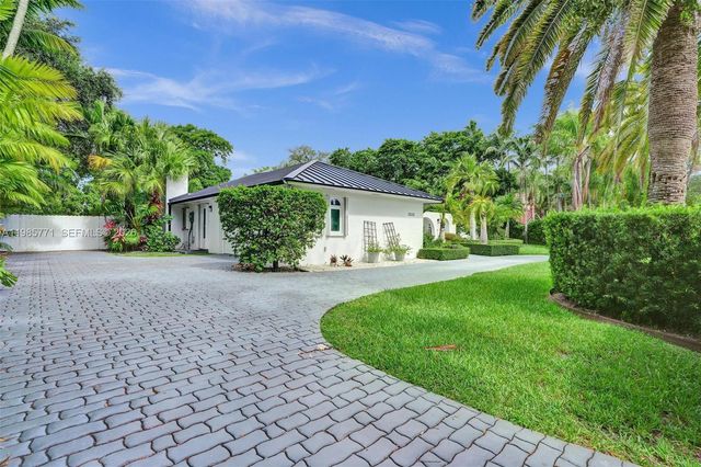 13110 SW 104th Ave, Miami, FL 33176