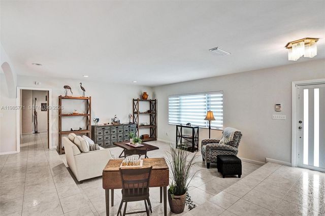 13110 SW 104th Ave, Miami, FL 33176