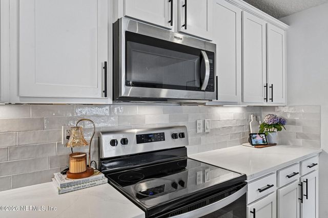 2266 FALLING STAR Lane, Green Cove Springs, FL 32043