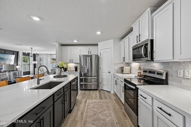 2266 FALLING STAR Lane, Green Cove Springs, FL 32043