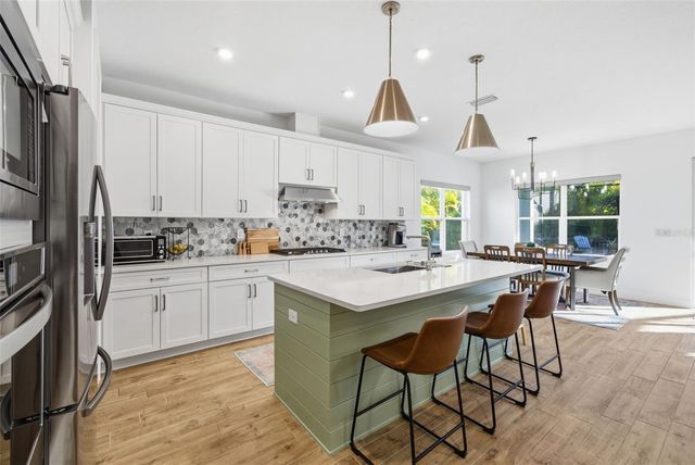 5909 SILVER SUN DRIVE, Apollo Beach, FL 33572