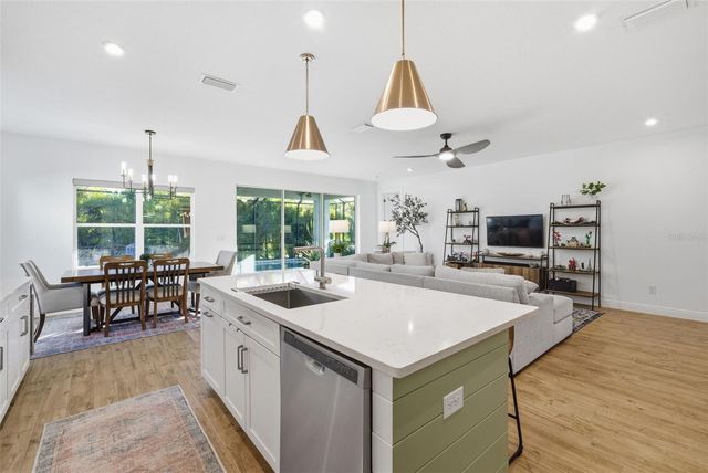 5909 SILVER SUN DRIVE, Apollo Beach, FL 33572