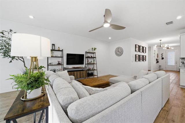 5909 SILVER SUN DRIVE, Apollo Beach, FL 33572