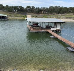 1131 Edgewater DR, Spicewood, TX 78669
