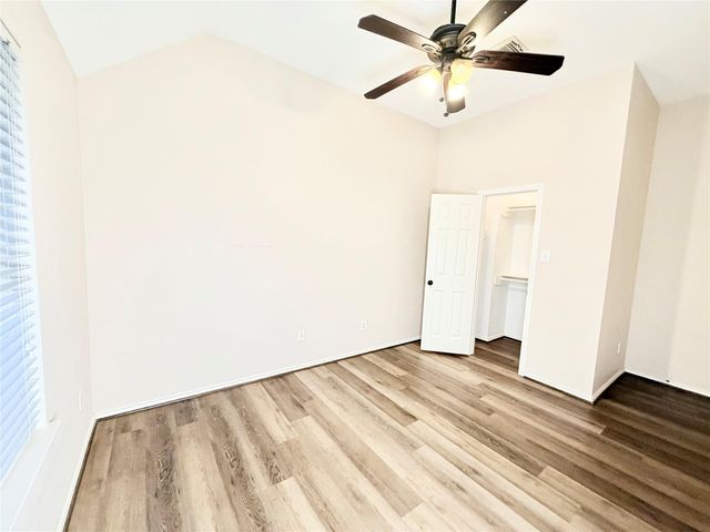 2935 Napoleonic Court, Houston, TX 77014