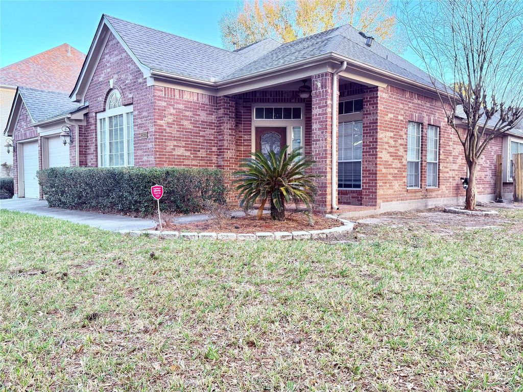 2935 Napoleonic Court, Houston, TX 77014