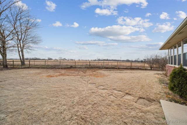 26990 E 143rd Street S, Coweta, OK 74429