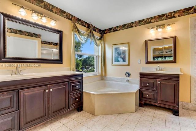 1941 SW 148th Way, Miramar, FL 33027