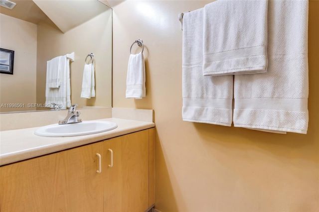 1941 SW 148th Way, Miramar, FL 33027