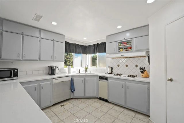 2275 W 25th 12, San Pedro, CA 90732