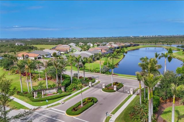 519 WILDLIFE GLEN, Bradenton, FL 34209