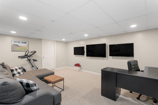 11901 Buttercup Lane, Granger, IN 46530
