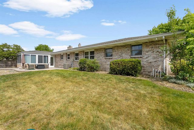 11901 Buttercup Lane, Granger, IN 46530