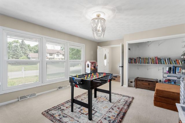 11901 Buttercup Lane, Granger, IN 46530