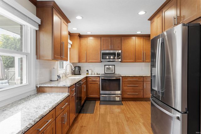 11901 Buttercup Lane, Granger, IN 46530