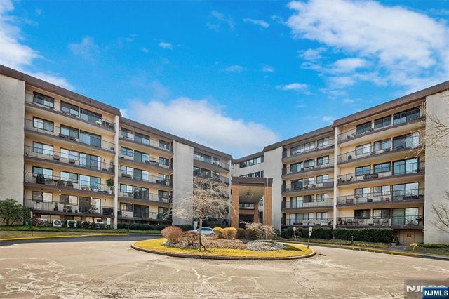521 Piermont Avenue 529, River Vale, NJ 07675