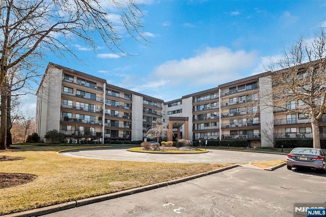 521 Piermont Avenue 529, River Vale, NJ 07675