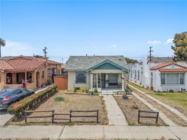 1119 W 84th Place, Los Angeles, CA 90044