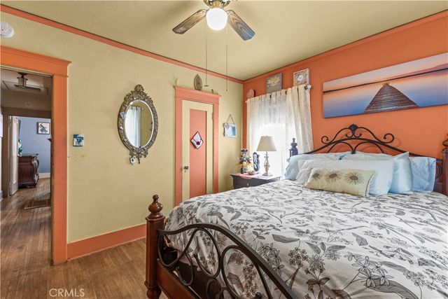 1119 W 84th Place, Los Angeles, CA 90044