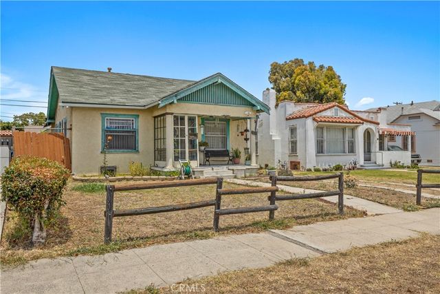 1119 W 84th Place, Los Angeles, CA 90044