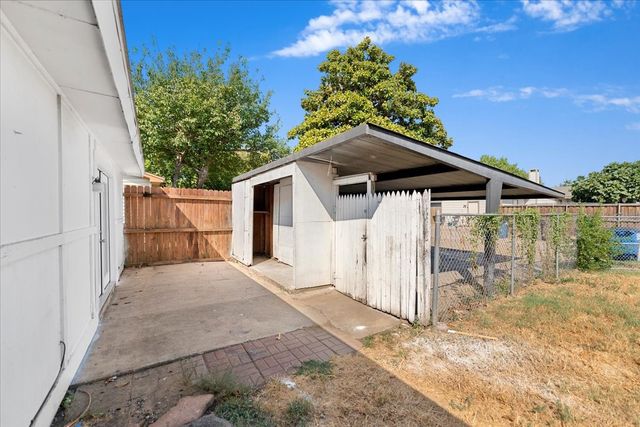 901 Wandering Way Drive, Allen, TX 75002