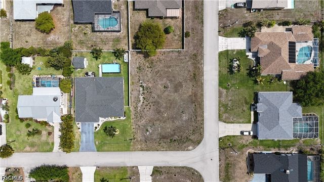 4037 SW 2nd PL, Cape Coral, FL 33914