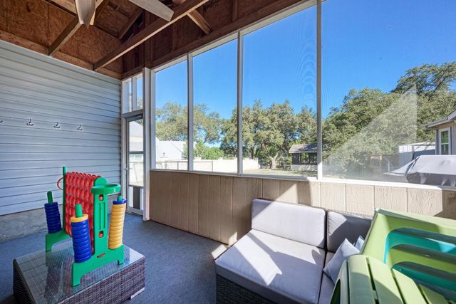 1113 County Road 132B, Kingsland, TX 78639