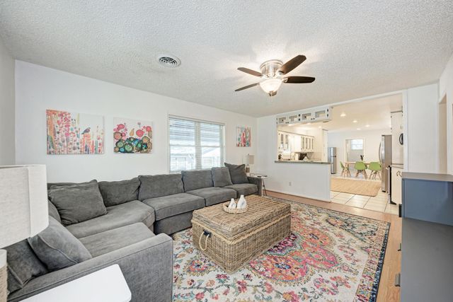 1113 County Road 132B, Kingsland, TX 78639