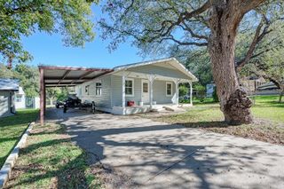 1113 County Road 132B, Kingsland, TX 78639
