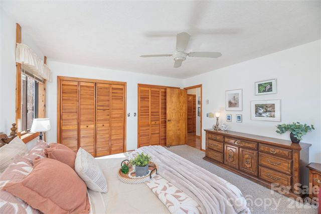 33 Ash Drive, Maggie Valley, NC 28751