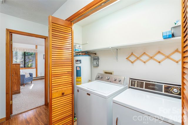 33 Ash Drive, Maggie Valley, NC 28751