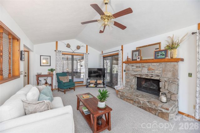 33 Ash Drive, Maggie Valley, NC 28751