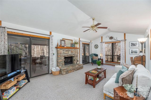 33 Ash Drive, Maggie Valley, NC 28751