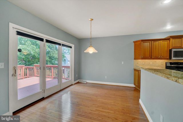 410 SARAH WOODS DR, Red Lion, PA 17356