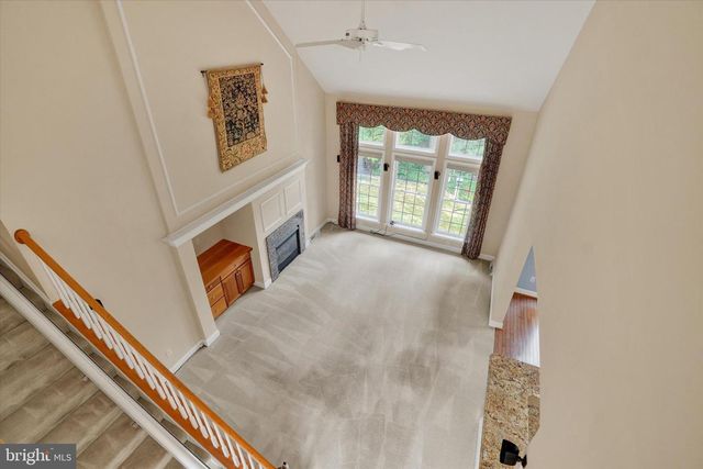 410 SARAH WOODS DR, Red Lion, PA 17356