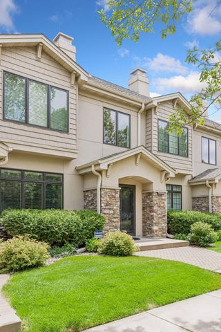519 Willoughby Way W, Minnetonka, MN 55305