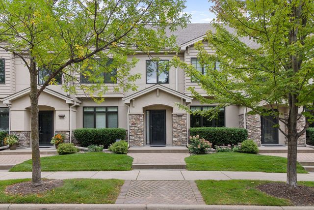 519 Willoughby Way W, Minnetonka, MN 55305