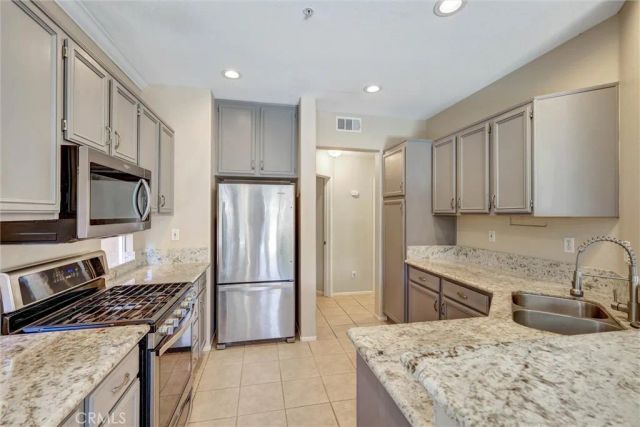 39908 Millbrook A, Murrieta, CA 92563