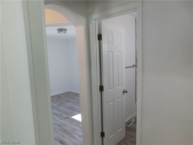 1283 Waverly Road, Eastlake, OH 44095